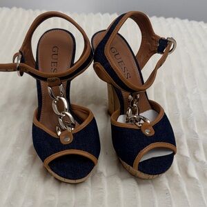 GUESS Navy Denim and Tan Chain-Accent Platform Sandals